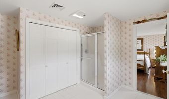 193 Finley Dr, Bennington, VT 05201