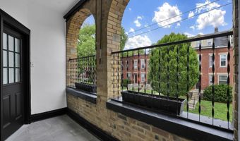 1687 Oak St 1685, Columbus, OH 43205