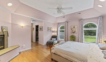 138 Litchfield Tpke, Bethany, CT 06524