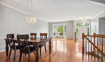 7035 FIELDHURST Ct, Alexandria, VA 22315