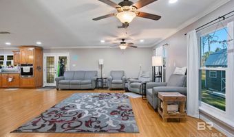 13545 Lyons Ave, Bayou La Batre, AL 36509
