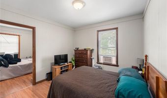 129 Cleveland St, Central Falls, RI 02863