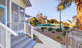 134 Keller St, Bay St. Louis, MS 39520