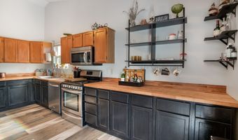 10121 Cornith Way, Avon, IN 46123