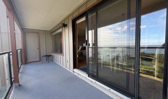 17744 N HIGHWAY 101 B204, Brookings, OR 97415