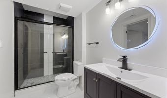 7301 CALVERT St, Annandale, VA 22003