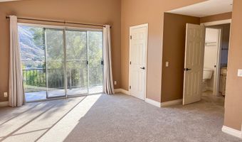 5458 Softwind Way, Agoura Hills, CA 91301