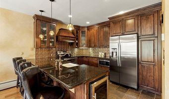 705 FOUR OCLOCK Rd M4, Breckenridge, CO 80424