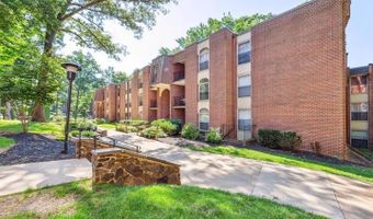 3322 WOODBURN VILLAGE Dr 13, Annandale, VA 22003