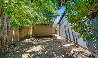 111 ENOS St, Amity, OR 97101