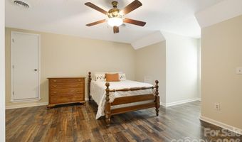 40 Harold Sluder Rd, Alexander, NC 28701
