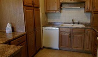 104 E 22nd St, Atlantic, IA 50022