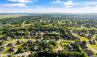 1614 Pinnacle Point Dr, Alcoa, TN 37701