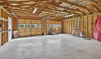 16394 Middlewood Dr, Abingdon, VA 24210