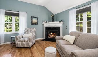 155 Wallace Rd, Bedford, NH 03110