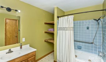 183 Stoney Fork Rd, Barnardsville, NC 28709