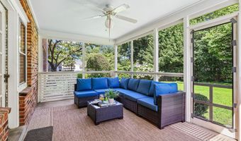 5601 KIRKWOOD Dr, Bethesda, MD 20816