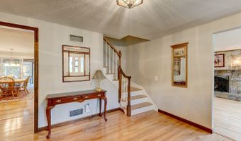 350 Brooke Meadow Rd, Berlin, CT 06037