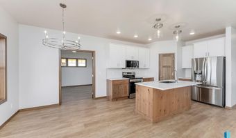 2316 E Tinley St, Brandon, SD 57005