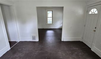700 Carpenter St, Akron, OH 44310