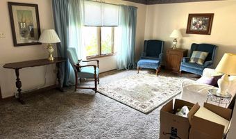 1221 E Linden St, Algona, IA 50511