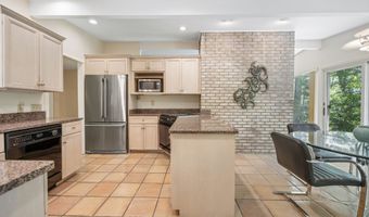 74 Woods Rd, Bethany, CT 06524