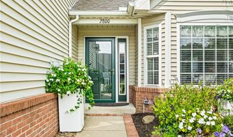2800 Hartford Ln, Akron, OH 44312