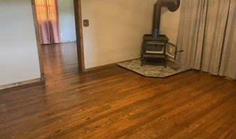 16090 Farm Road 2130, Aurora, MO 65605