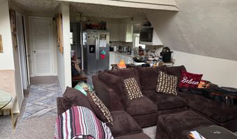 206 E Edgeway Dr, Alexandria, IN 46001