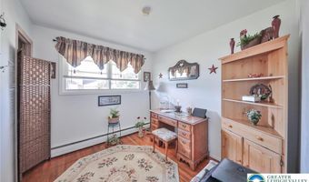 3016 Coplay Ln, North Whitehall, PA 18052