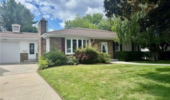 5 Susan Cir, Johnston, RI 02919