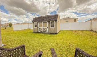 1742 VAN GOGH Dr, Auburndale, FL 33823