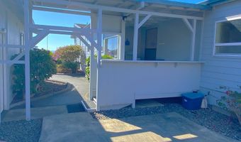 98609 CAMELLIA Dr, Brookings, OR 97415