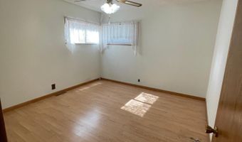 415 10th Ave SW, Austin, MN 55912