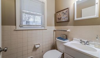 112 Sabra Ct, Apple Valley, MN 55124