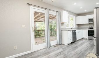 738 Aronson Ave, Billings, MT 59105