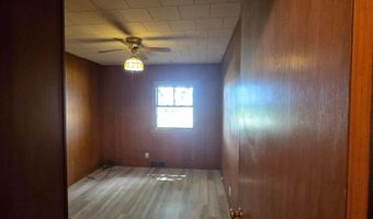 1713 S Shore Dr, Albert Lea, MN 56007