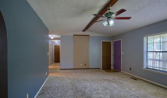 914 Thelma St, Benton, AR 72015