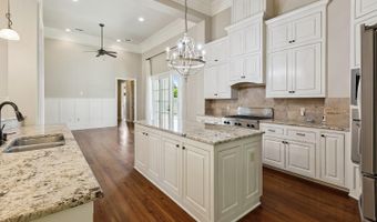 3012 Grand Field Ave, Baton Rouge, LA 70810