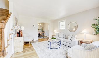 210 ADAMS Ave, Alexandria, VA 22301