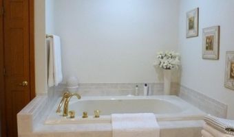 8644 N Point Shores Rd, Alpena, MI 49707