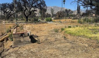 388 E Pentagon St, Altadena, CA 91001