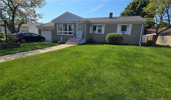 25 Rotary Dr, Johnston, RI 02919