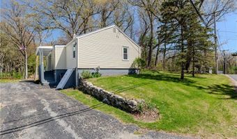 19 Leigh Rd, Cumberland, RI 02864