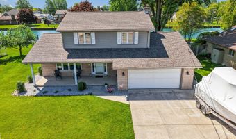 7253 Flamingo Rd, Algonac, MI 48001