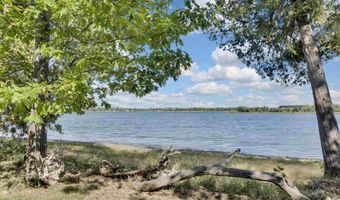 14 Macomber Pt, Alburgh, VT 05440