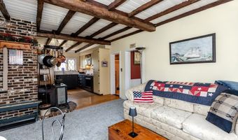 678 N Main, Attleboro, MA 02703