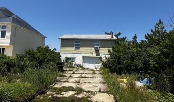228 Cypress Dr, Bayville, NJ 08721