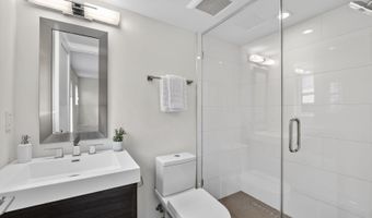 4964 ESKRIDGE Ter NW, Washington, DC 20016