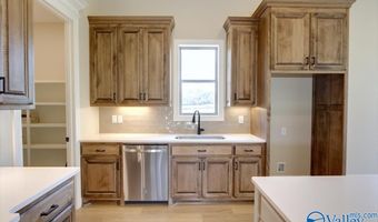 13651 Pipers Sq, Athens, AL 35611